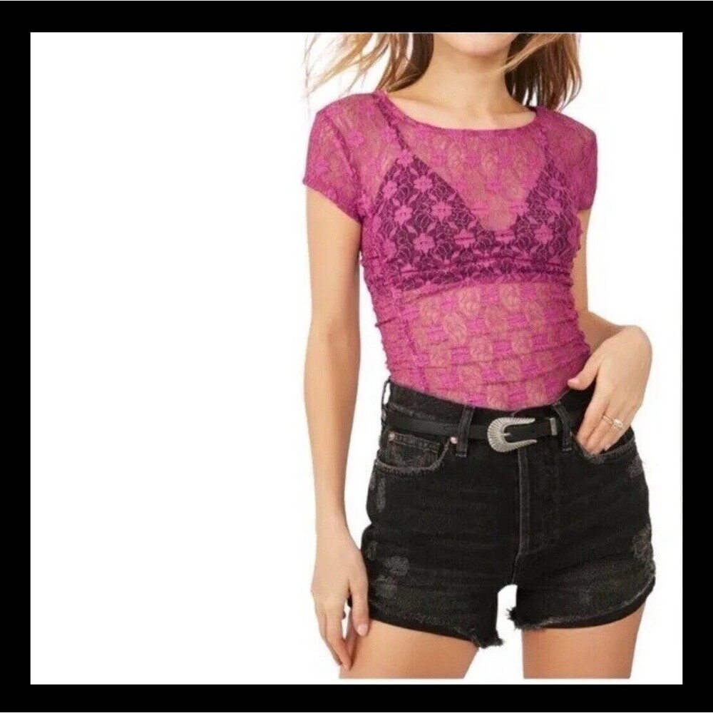 FREE PEOPLE Keep it simple lace baby tee  In Dramatic Orchid Pink purple Size XS
